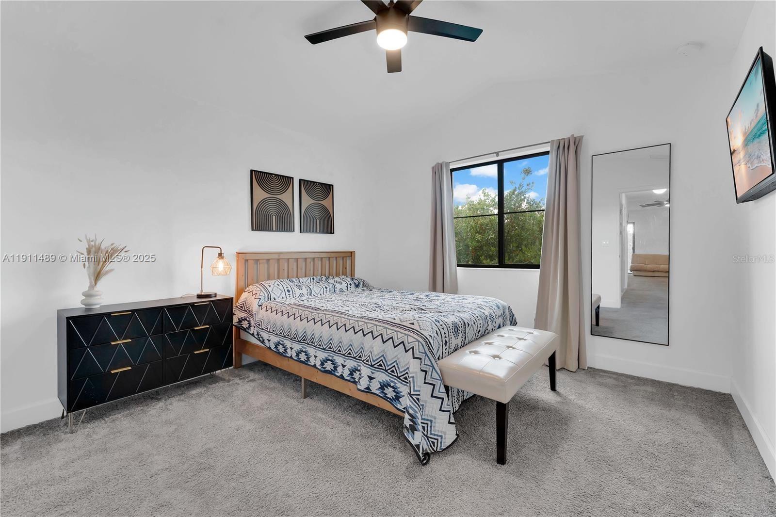 RESIDENCES AT PALM AIRE - Residential Lease