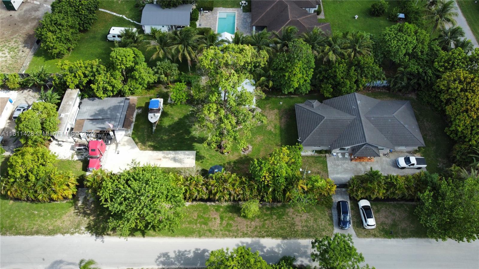 18180 Sw 176th St St, Miami, Broward County, Florida - 3 Bedrooms  
3 Bathrooms - 