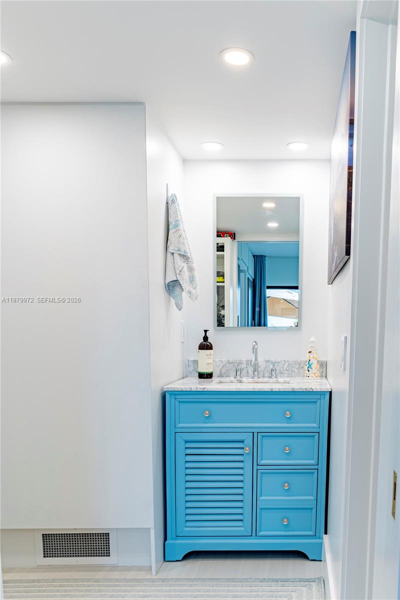 COURTYARDS OF THE GROVE C - Residential