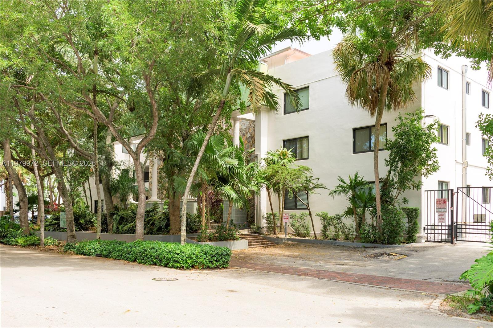 COURTYARDS OF THE GROVE C - Residential