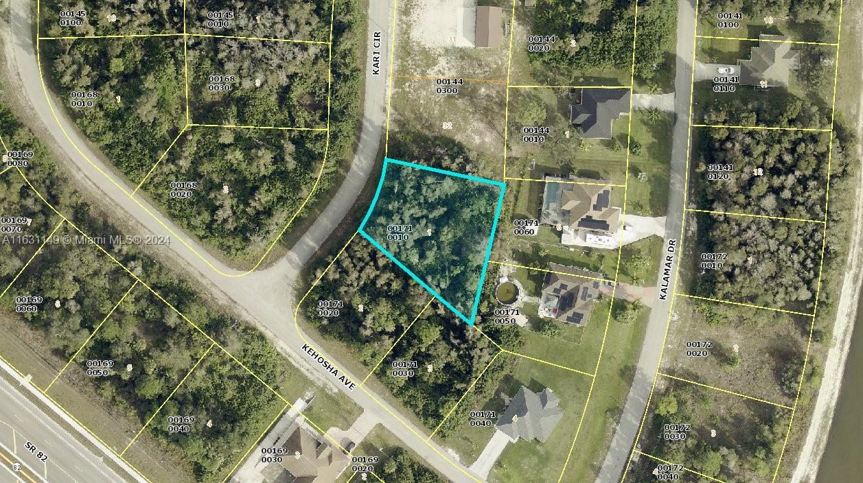 Don’t miss out on this incredible opportunity to own a piece of paradise in one of Florida’s most desirable locations. Whether you’re looking to build your forever home or invest in a growing area, 733 Kari Circle is the perfect choice.
Ample space to design and build your custom home, with room for a pool, garden, or outdoor entertainment area. Natural Beauty: Surrounded by lush greenery and natural landscapes, this lot offers a scenic backdrop and a sense of privacy. Growing Community:Lehigh Acres is a thriving community with a promising future, making it an excellent investment opportunity. Conveniently located near major highways, providing easy access to Fort Myers, shopping centers, restaurants, and beautiful Gulf Coast beaches. Contact us today for more information.