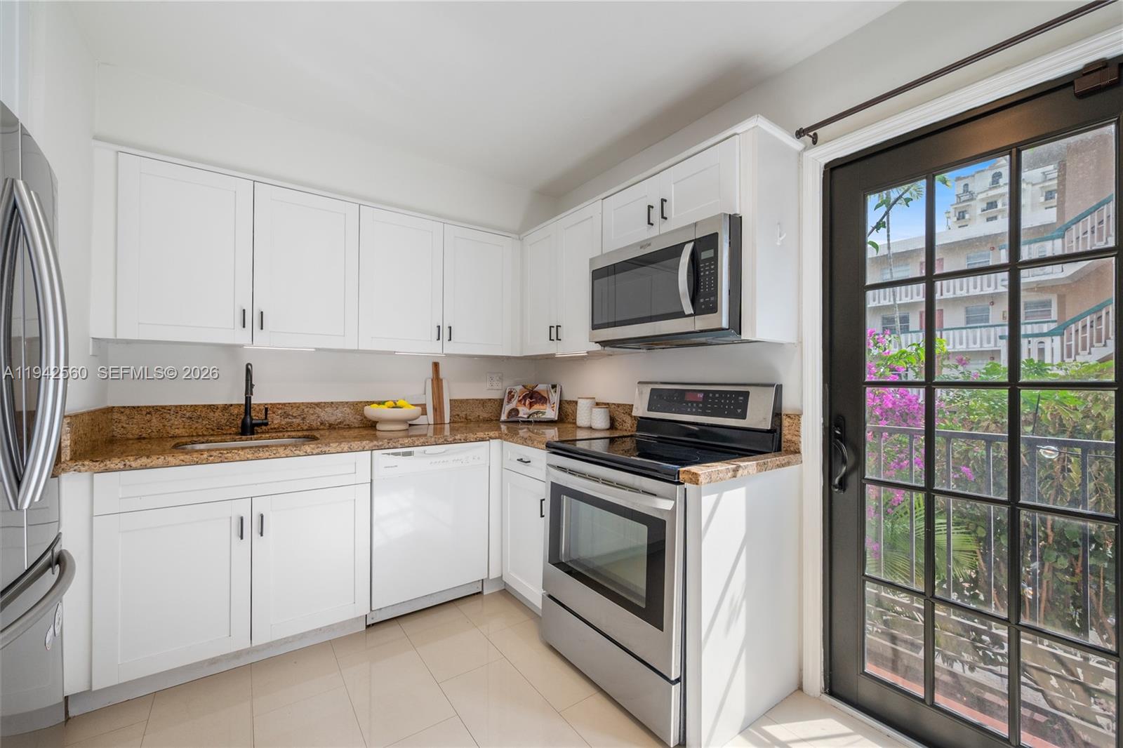 VILLAS DE MAJORCA CONDO - Residential