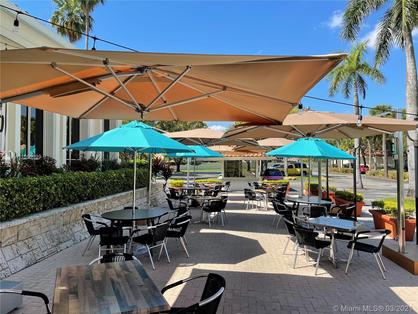 TOWNHOMES OF DORAL PLACE - Residential