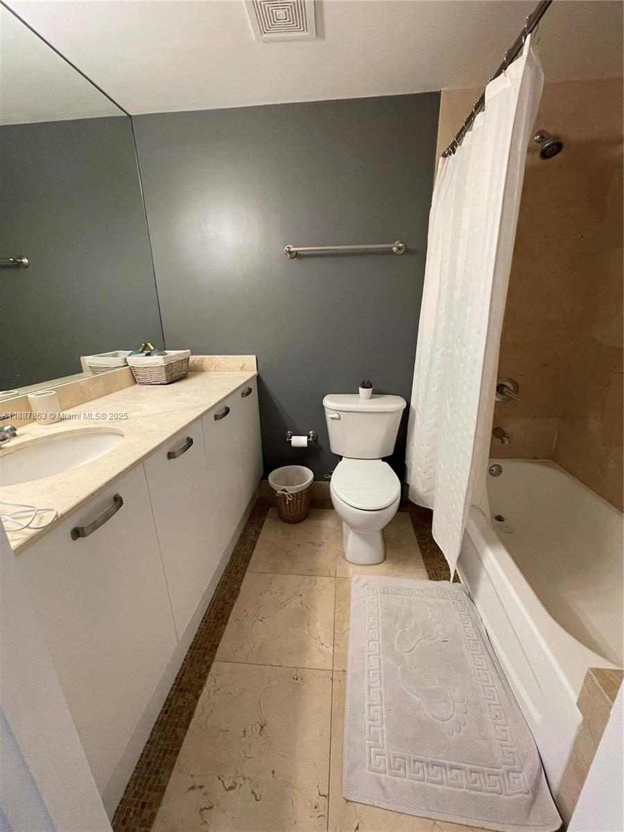 THE MINORCA CONDO - Residential Lease