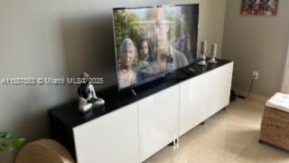 THE MINORCA CONDO - Residential Lease