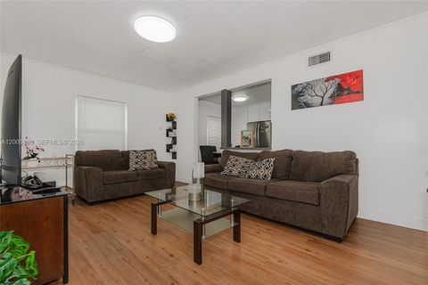 Photo of 367 E 46th St, Hialeah, FL 33013 (MLS # A12005893)