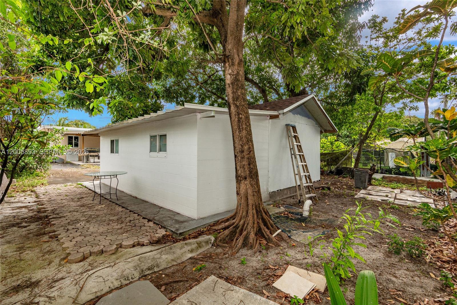 FLAMINGO ESTATES - Residential