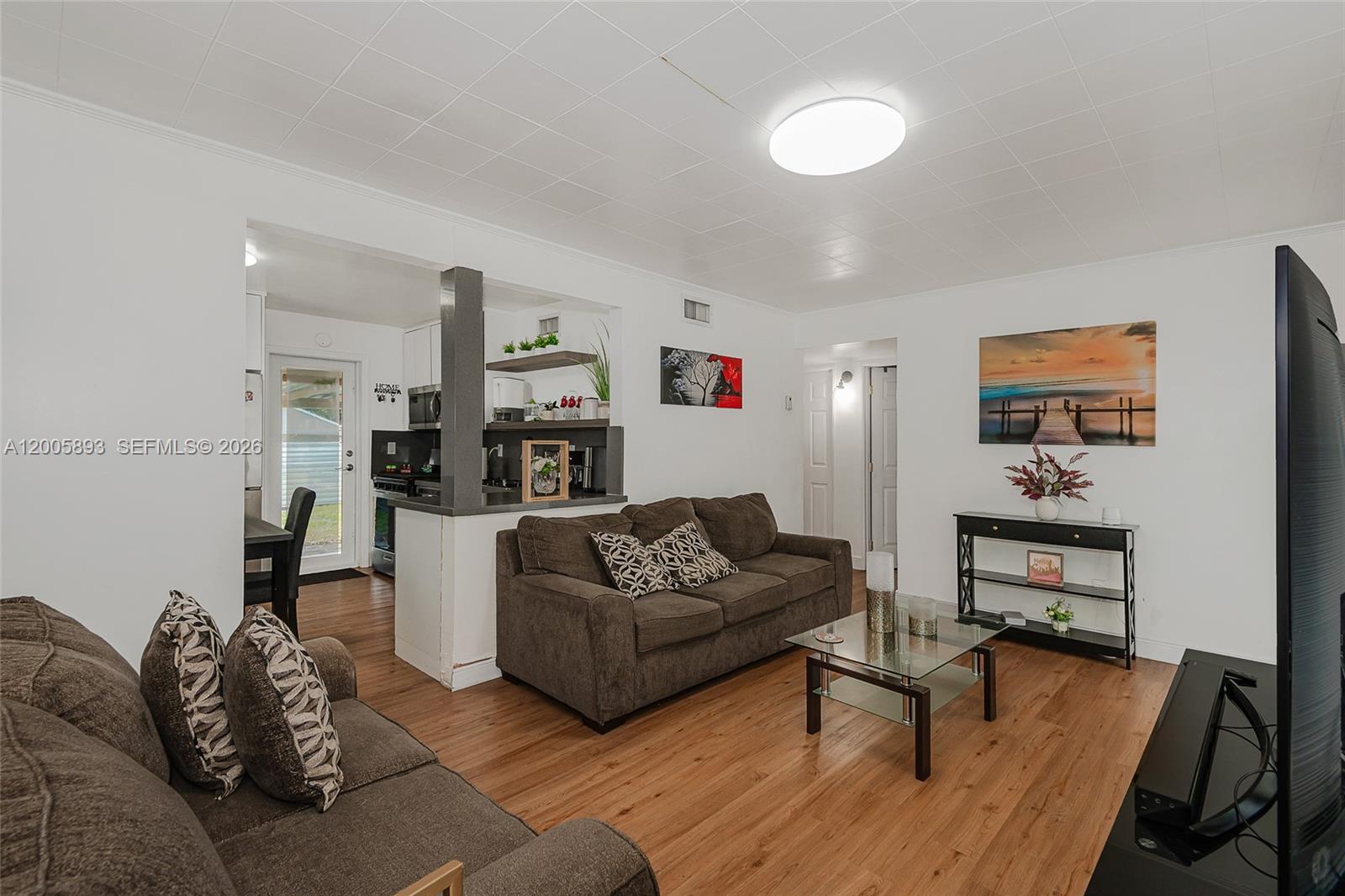 FLAMINGO ESTATES - Residential
