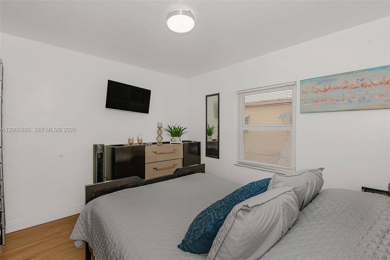 FLAMINGO ESTATES - Residential
