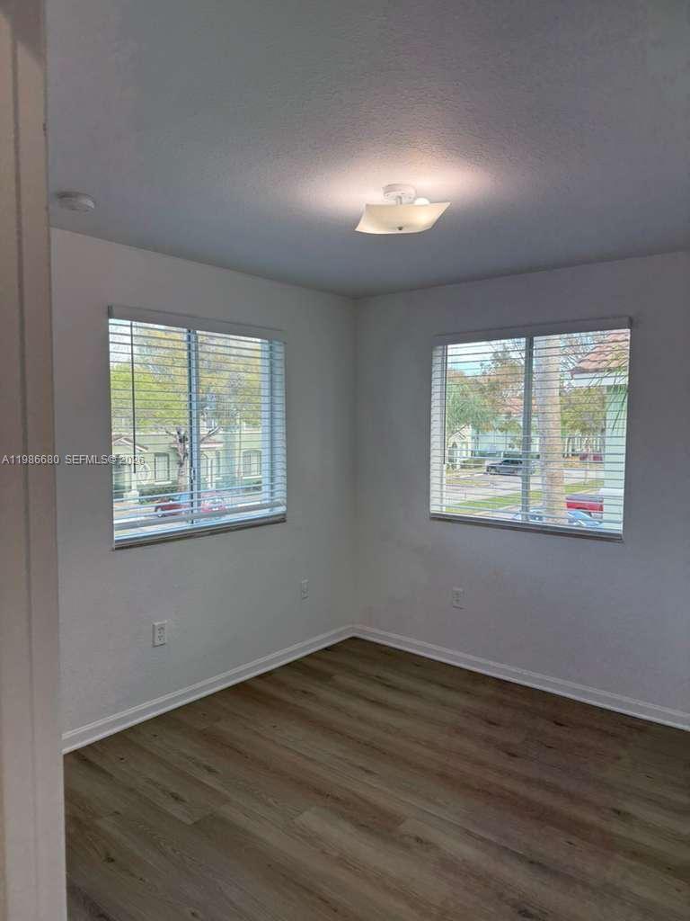 SHOMA TOWNHOMES AT KEYSCO - Residential Lease