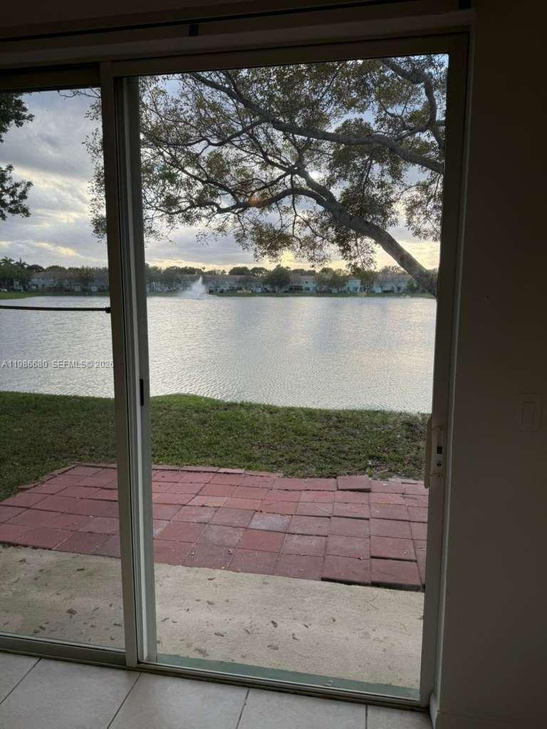 SHOMA TOWNHOMES AT KEYSCO - Residential Lease