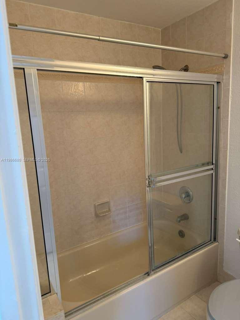 SHOMA TOWNHOMES AT KEYSCO - Residential Lease