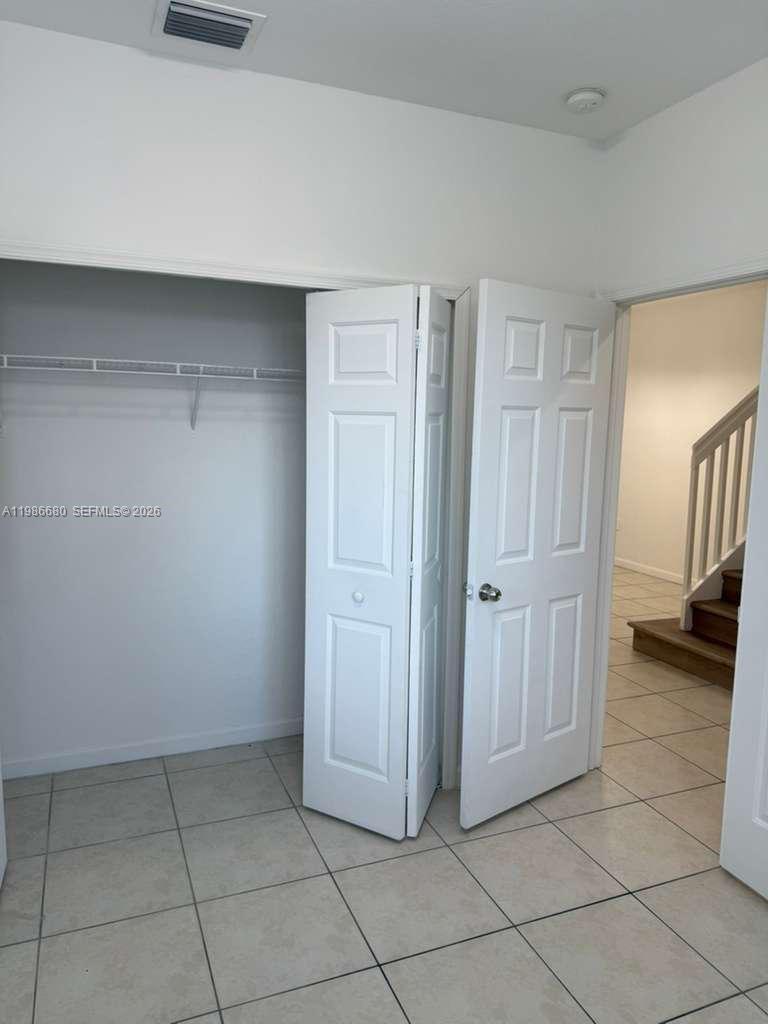 SHOMA TOWNHOMES AT KEYSCO - Residential Lease