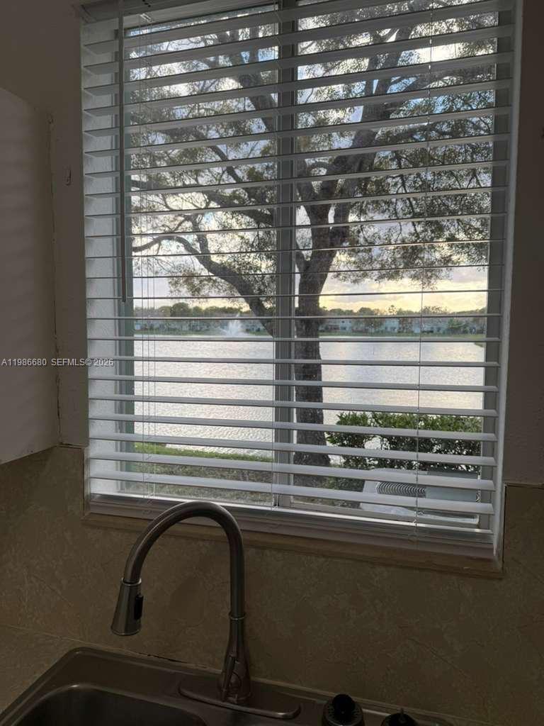 SHOMA TOWNHOMES AT KEYSCO - Residential Lease