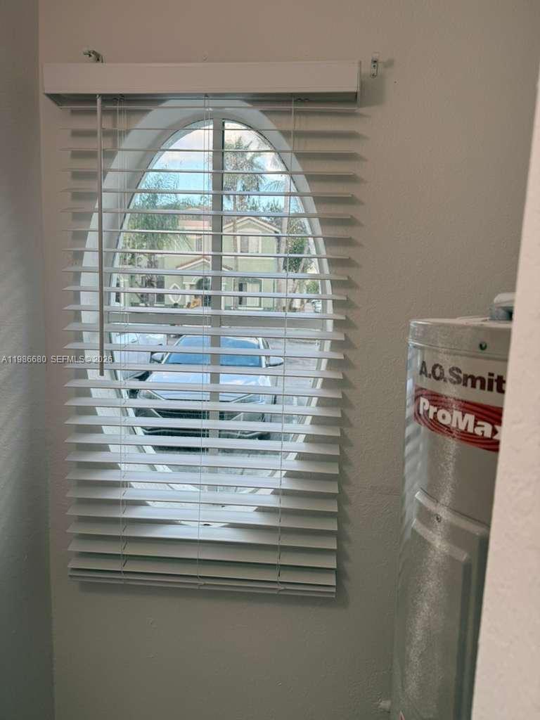 SHOMA TOWNHOMES AT KEYSCO - Residential Lease