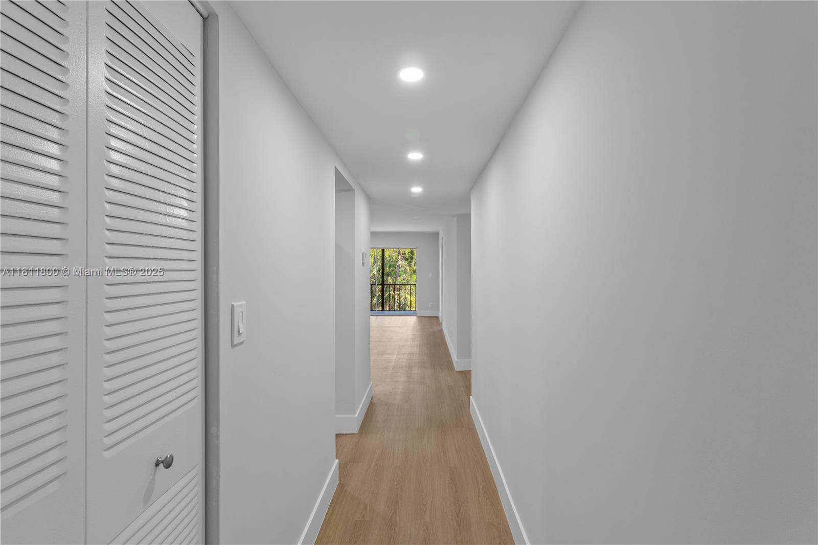 VERSAILLES GARDENS CONDO - Residential