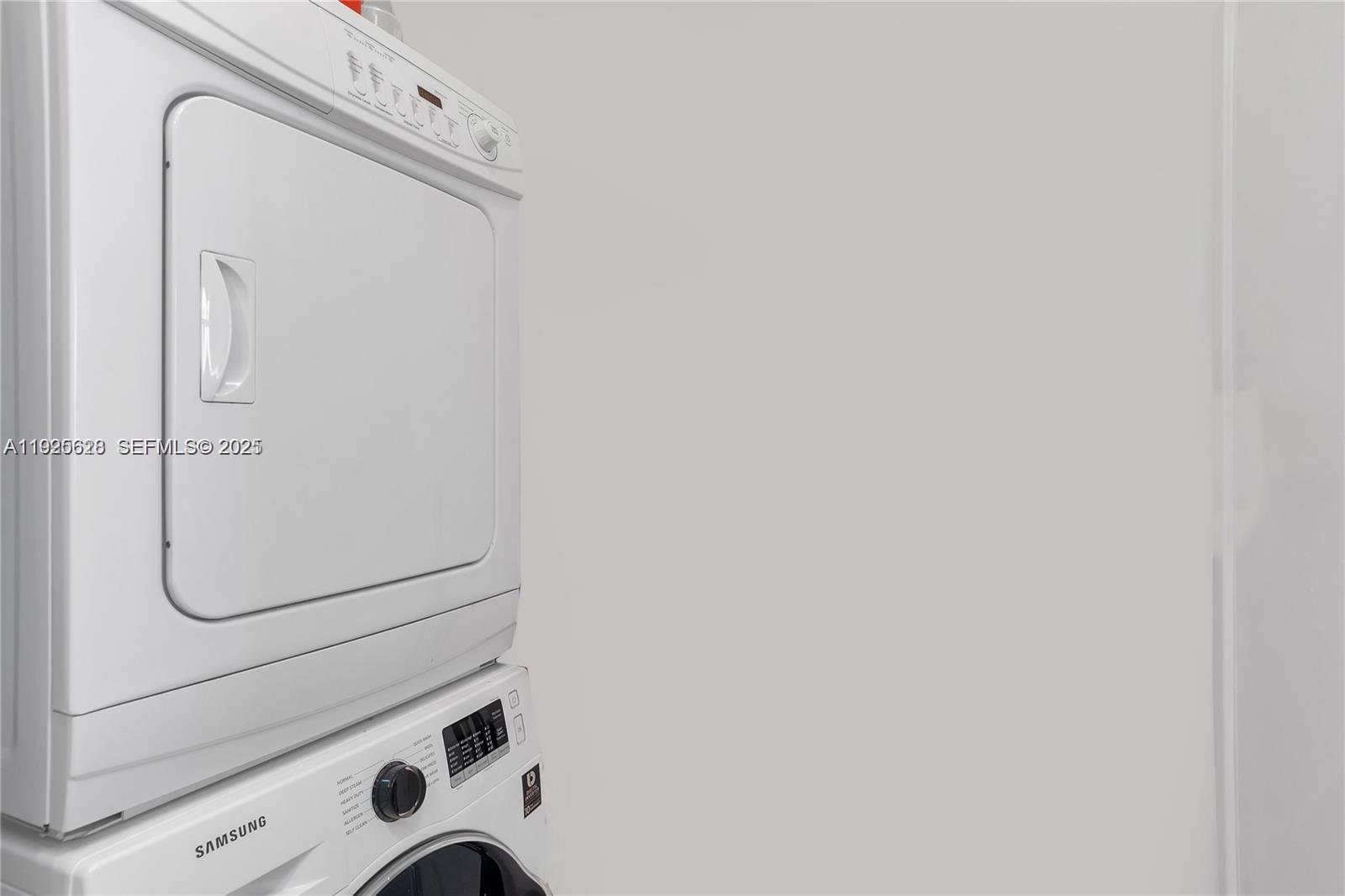 FOUR MIDTOWN MIAMI CONDO - Residential