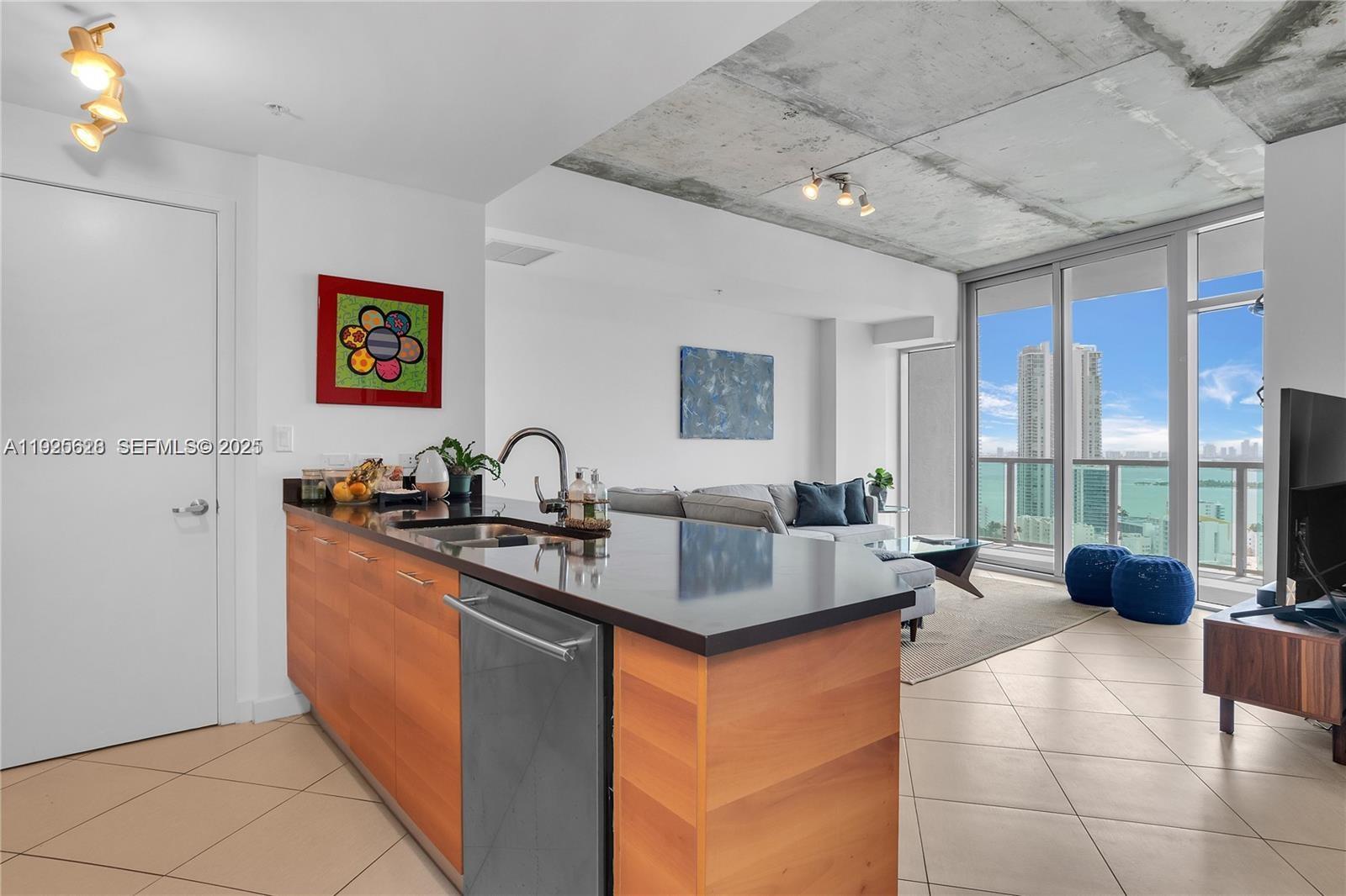 FOUR MIDTOWN MIAMI CONDO - Residential