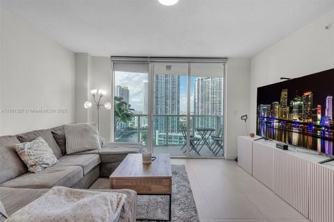 31 SE 5th St 2607 Miami FL 33131