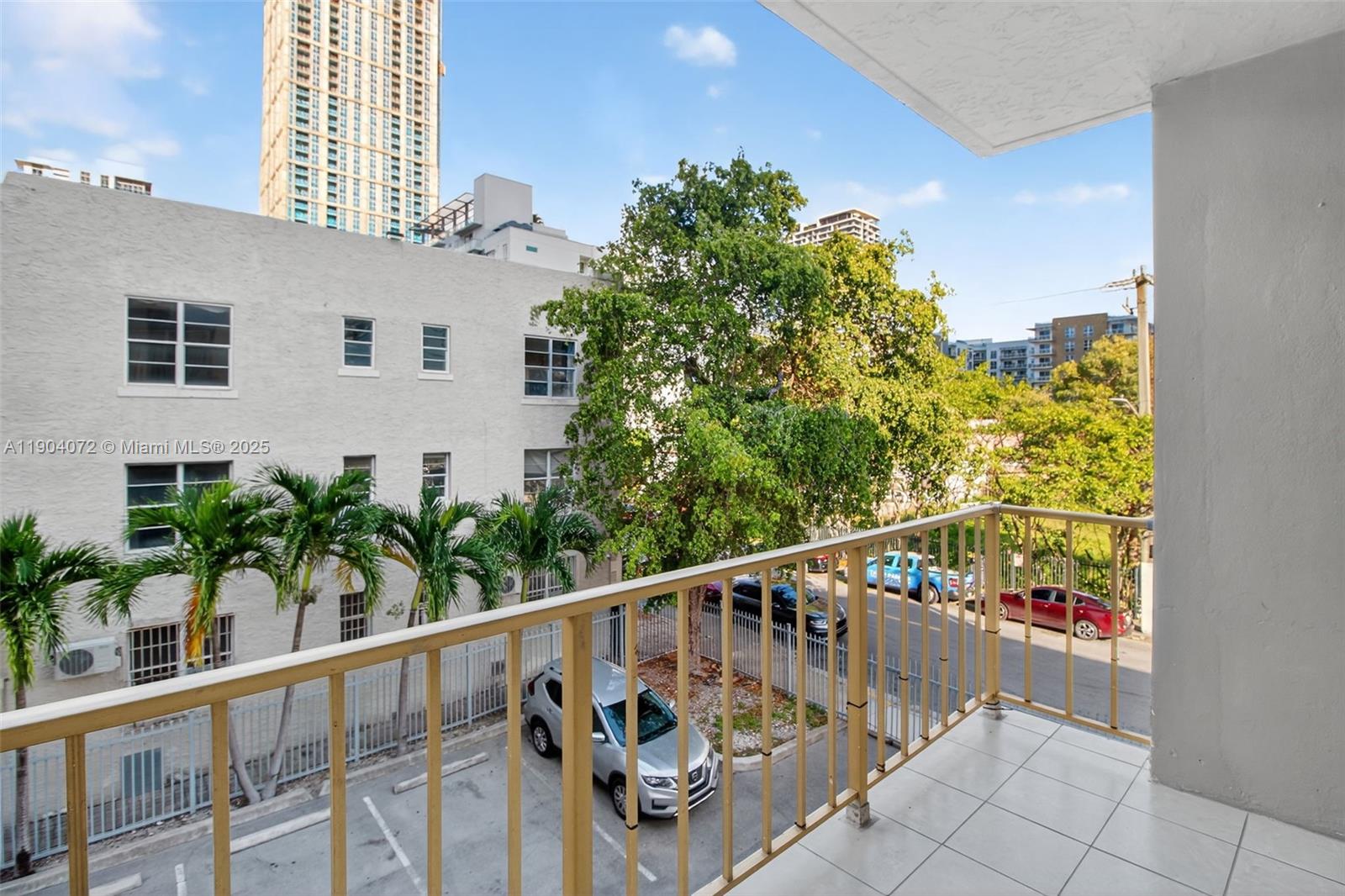 EL DORADO BAY CONDO APTS - Residential Lease