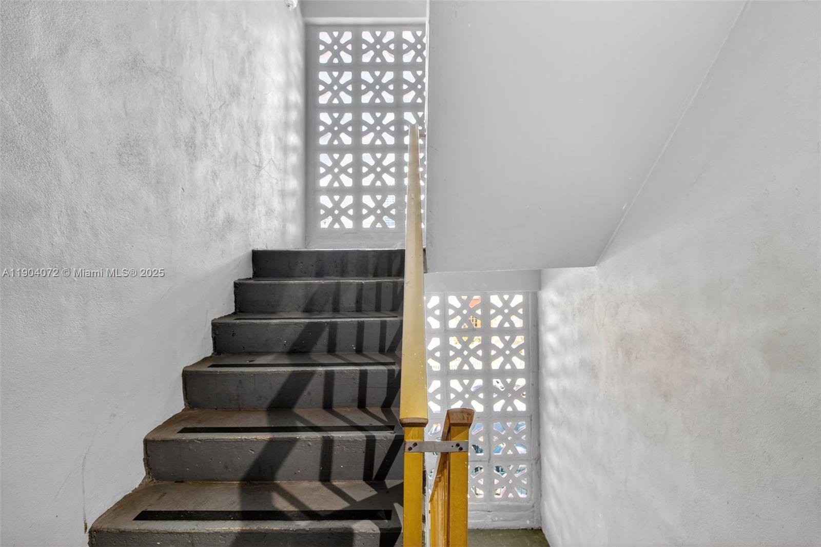 EL DORADO BAY CONDO APTS - Residential Lease