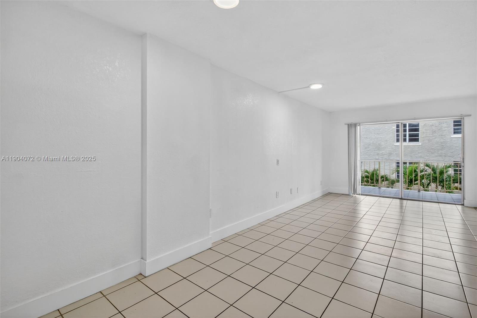 EL DORADO BAY CONDO APTS - Residential Lease