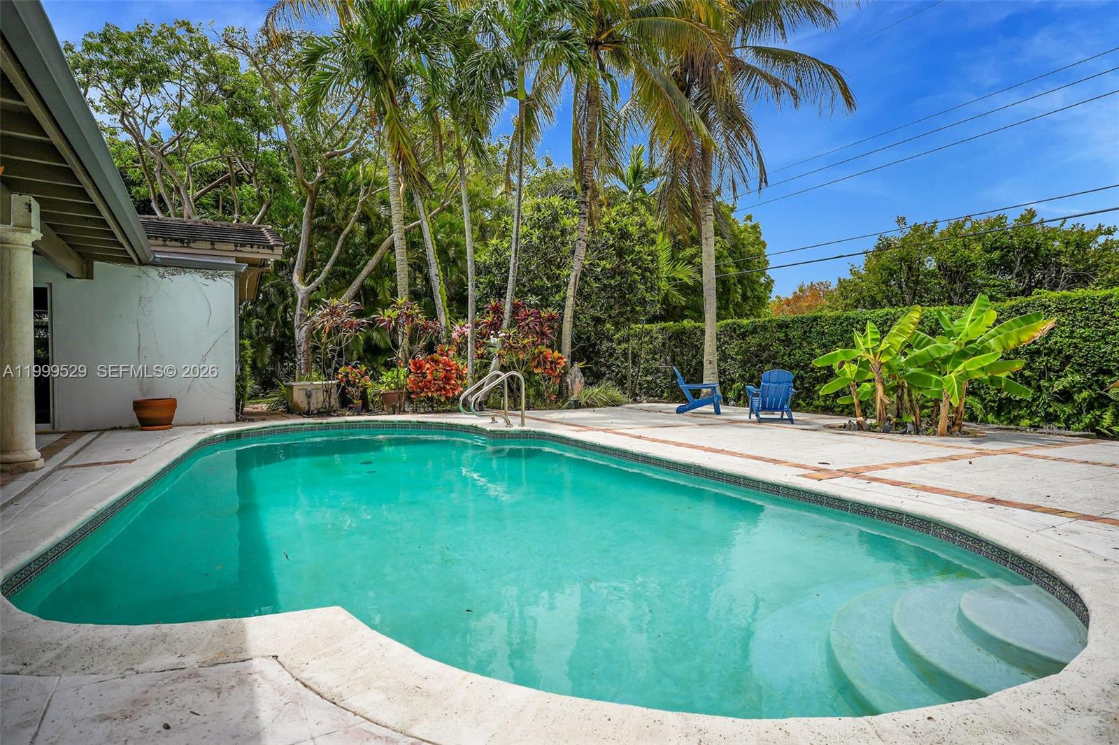 OLD CUTLER PINES THE - Residential Lease