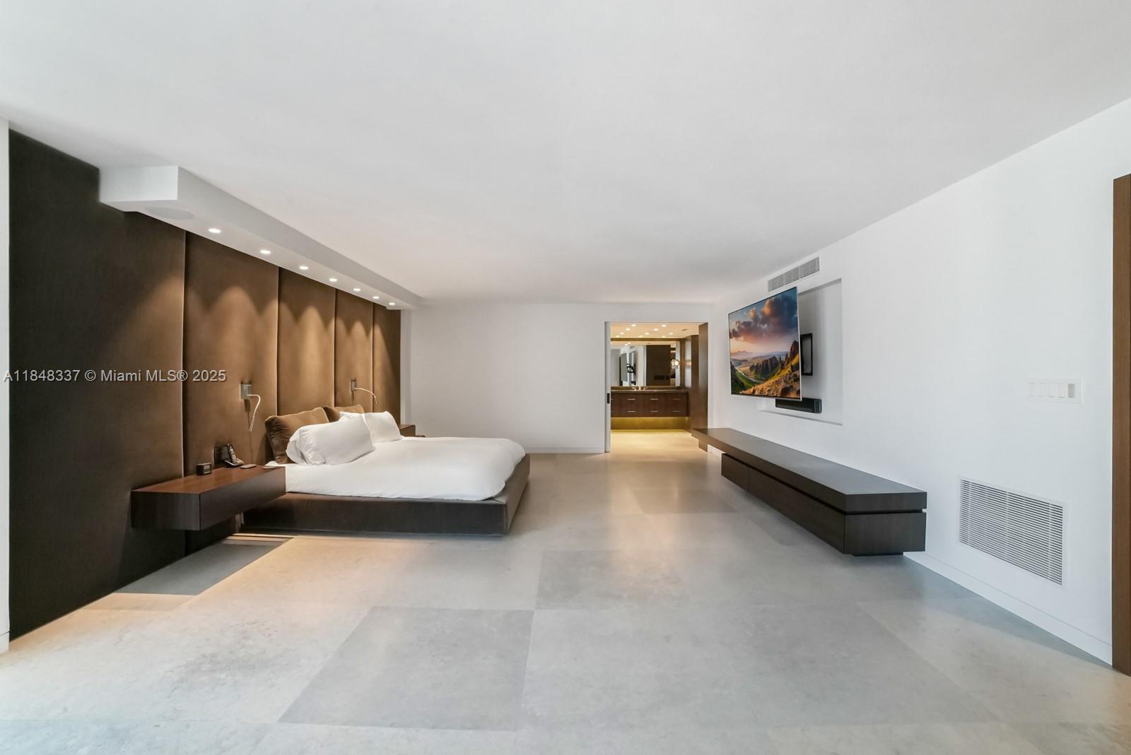 BAY HARBOR RESUB OCEAN FR - Residential