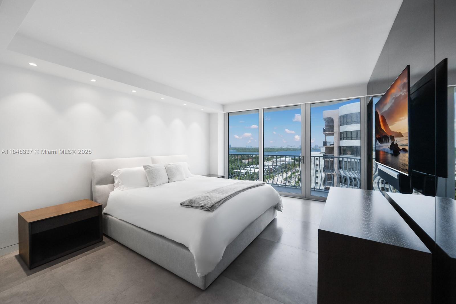 BAY HARBOR RESUB OCEAN FR - Residential