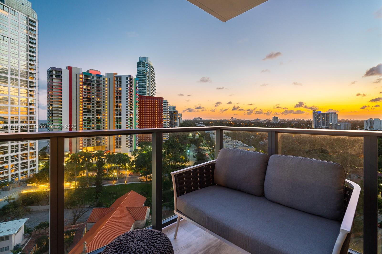 ECHO BRICKELL CONDO - Residential