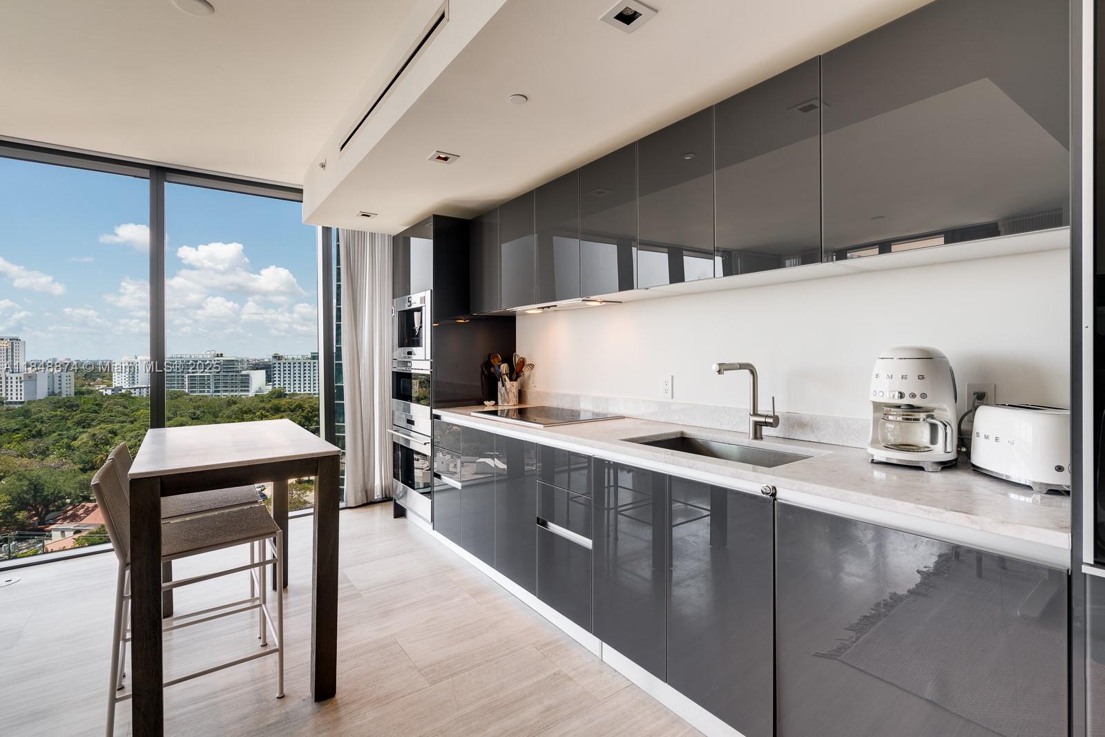 ECHO BRICKELL CONDO - Residential