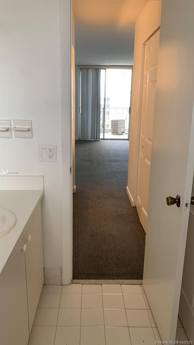 ISLAND SHORES CONDO - Residential Lease