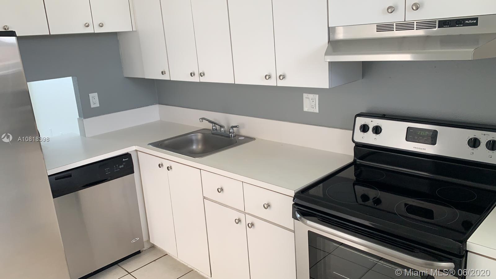 ISLAND SHORES CONDO - Residential Lease