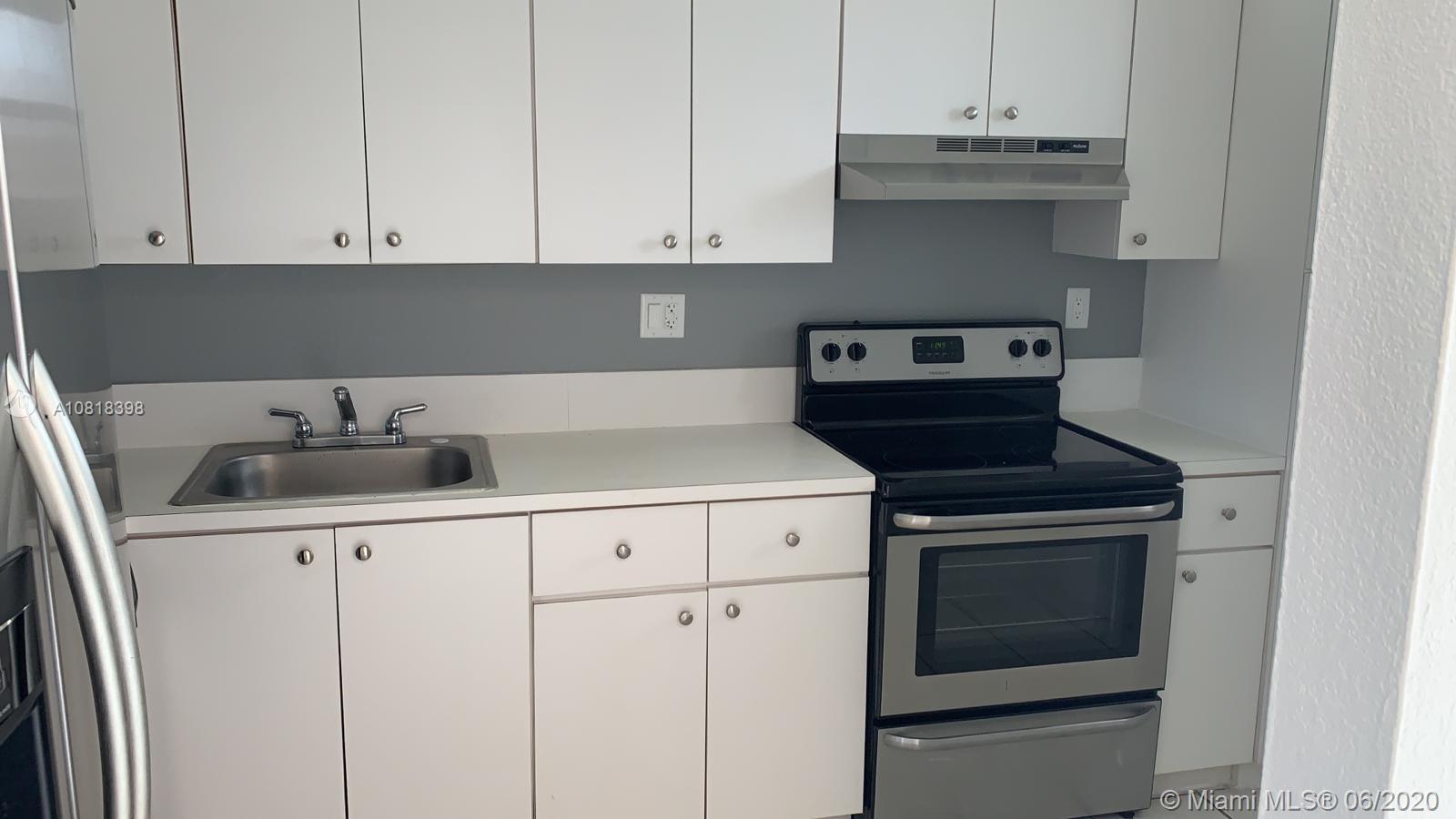 ISLAND SHORES CONDO - Residential Lease