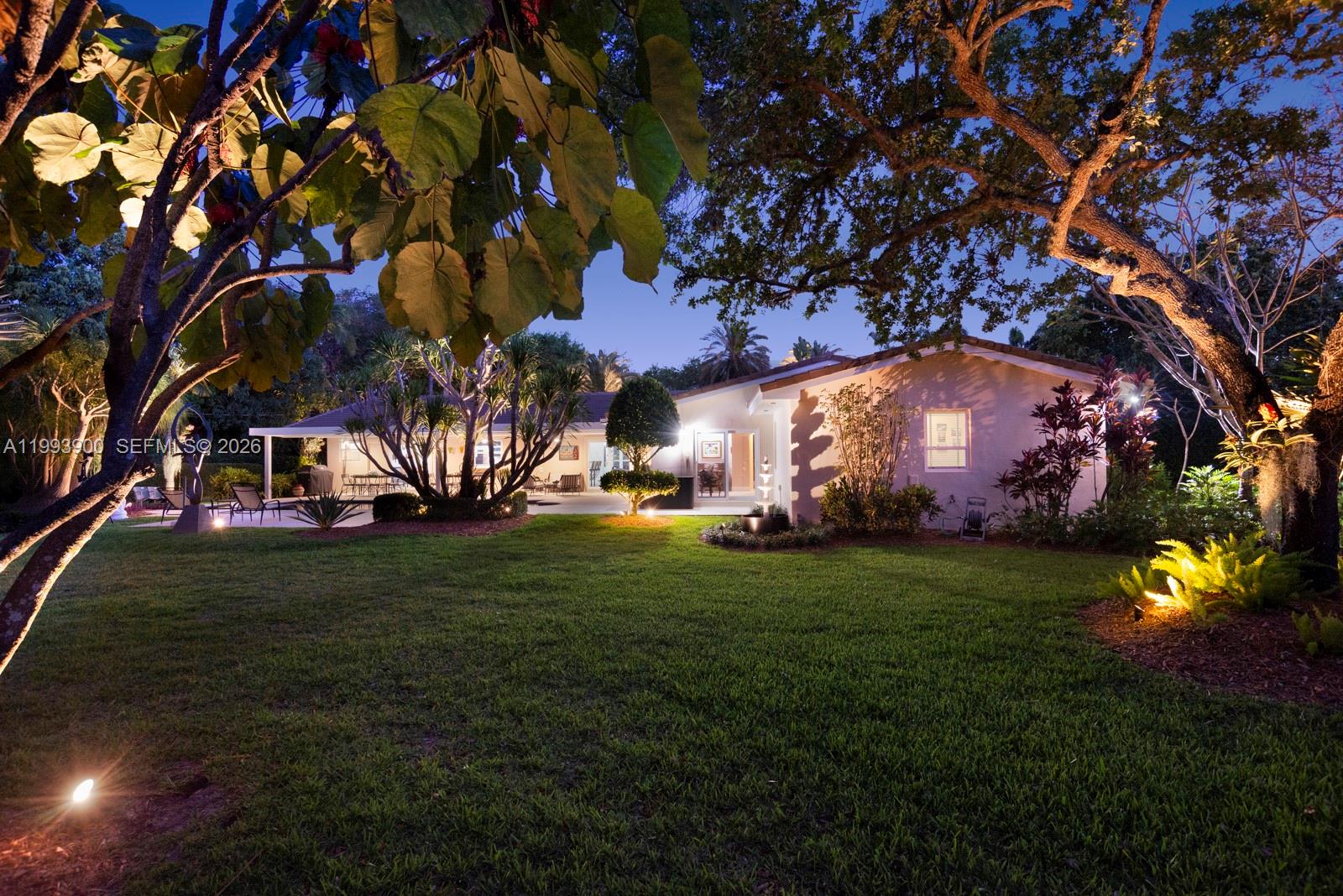 PALMETTO COURT - Residential