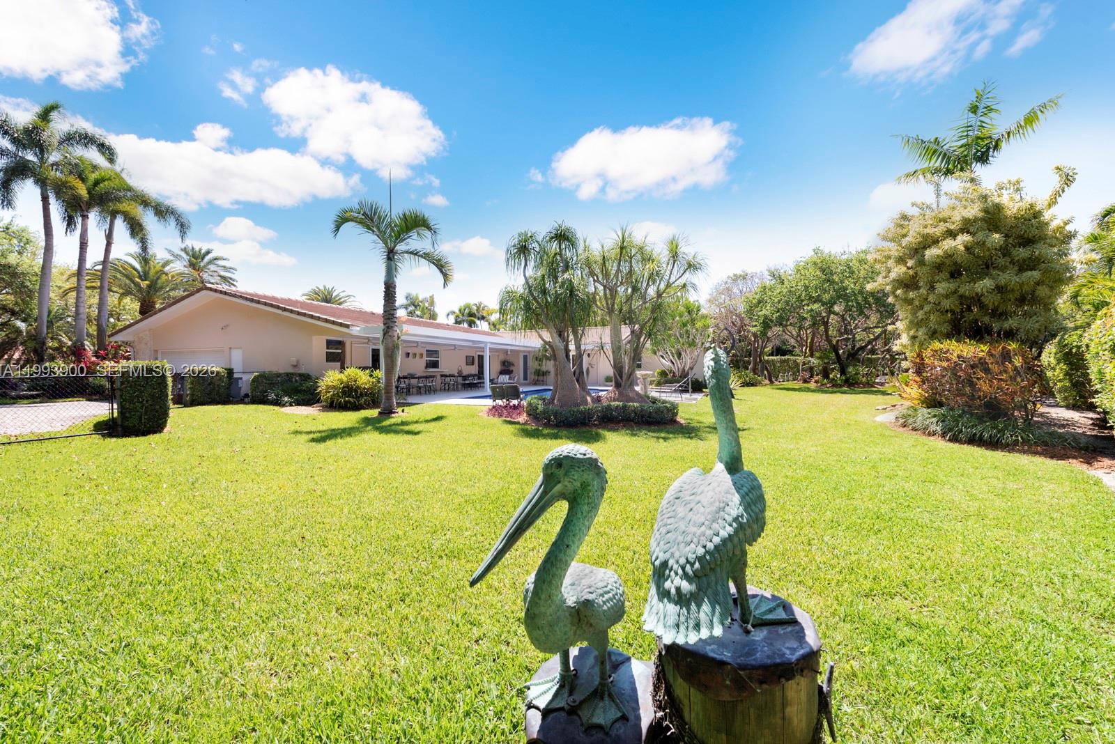 PALMETTO COURT - Residential