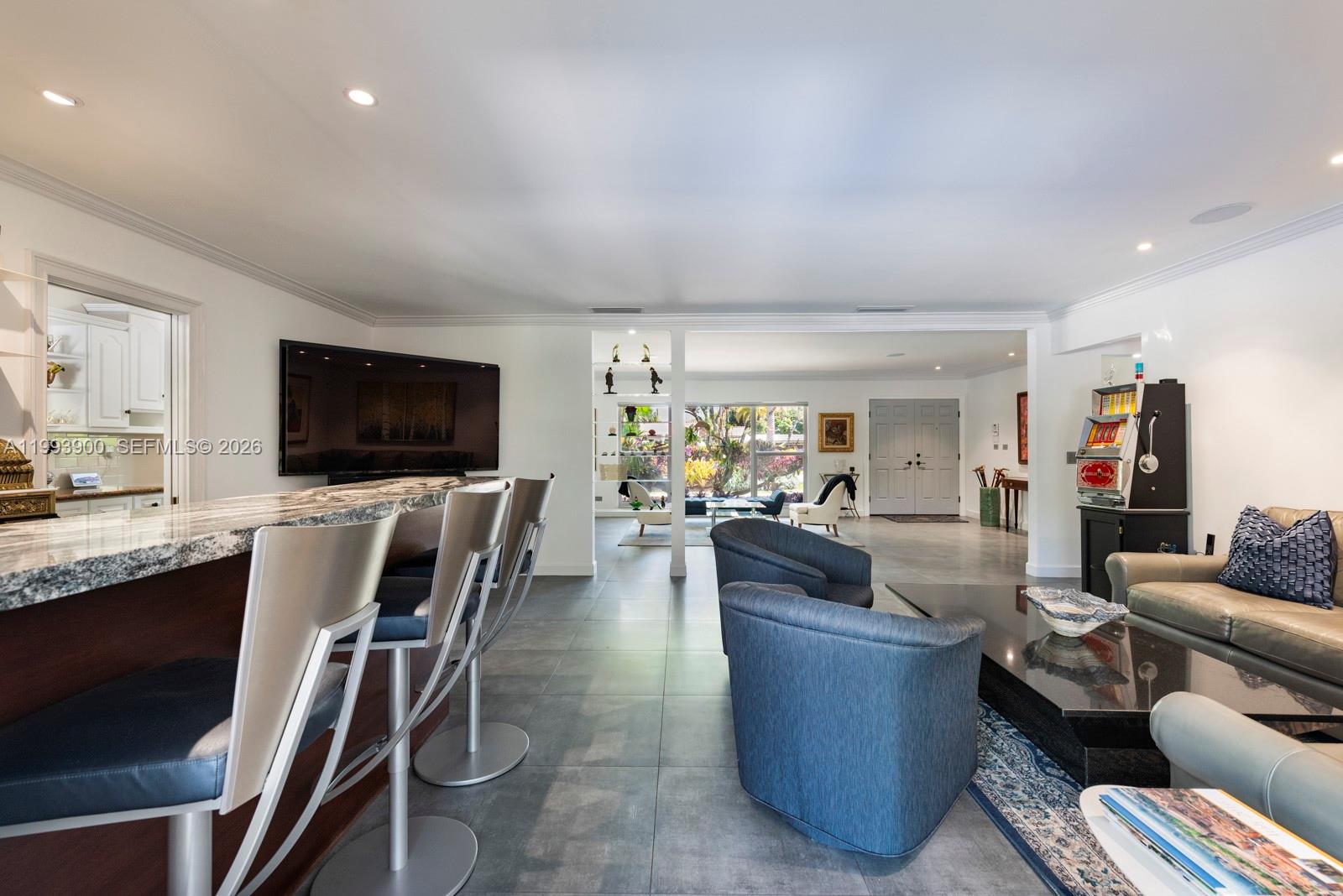 PALMETTO COURT - Residential