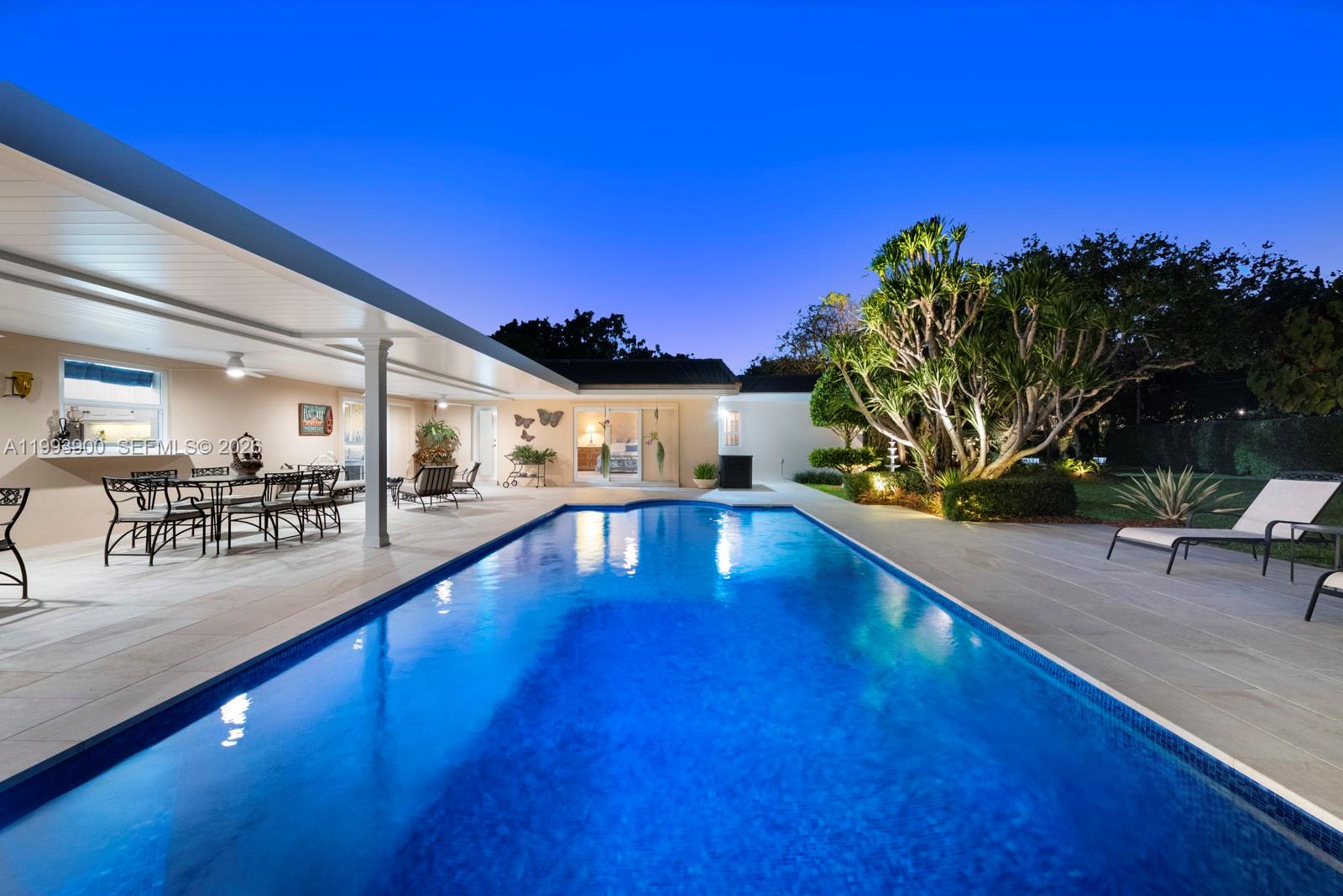 PALMETTO COURT - Residential