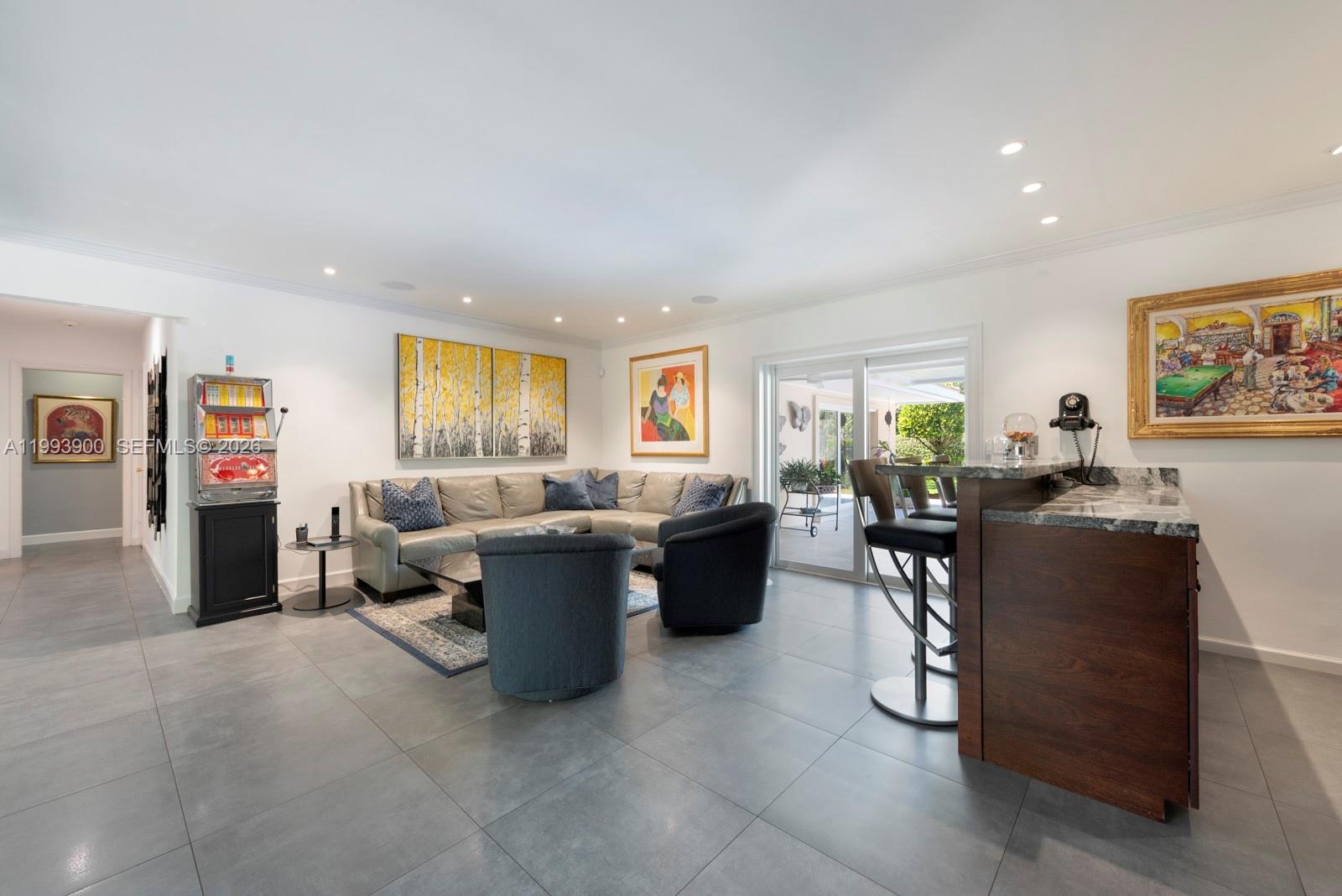 PALMETTO COURT - Residential