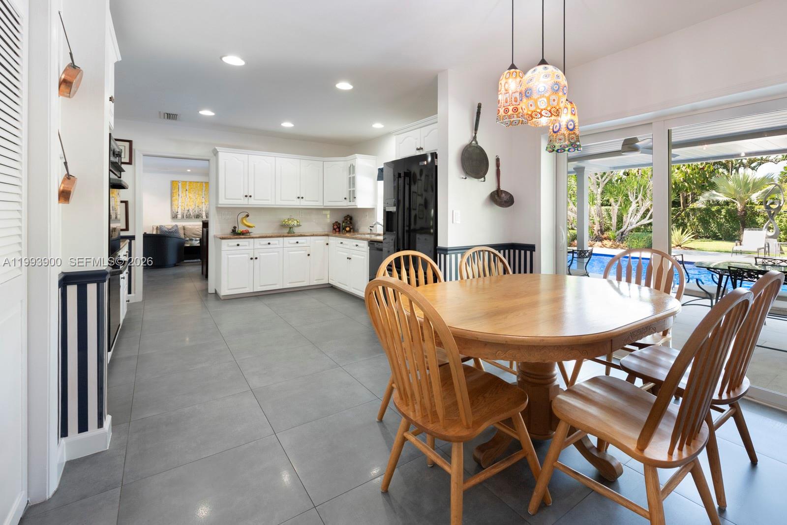 PALMETTO COURT - Residential