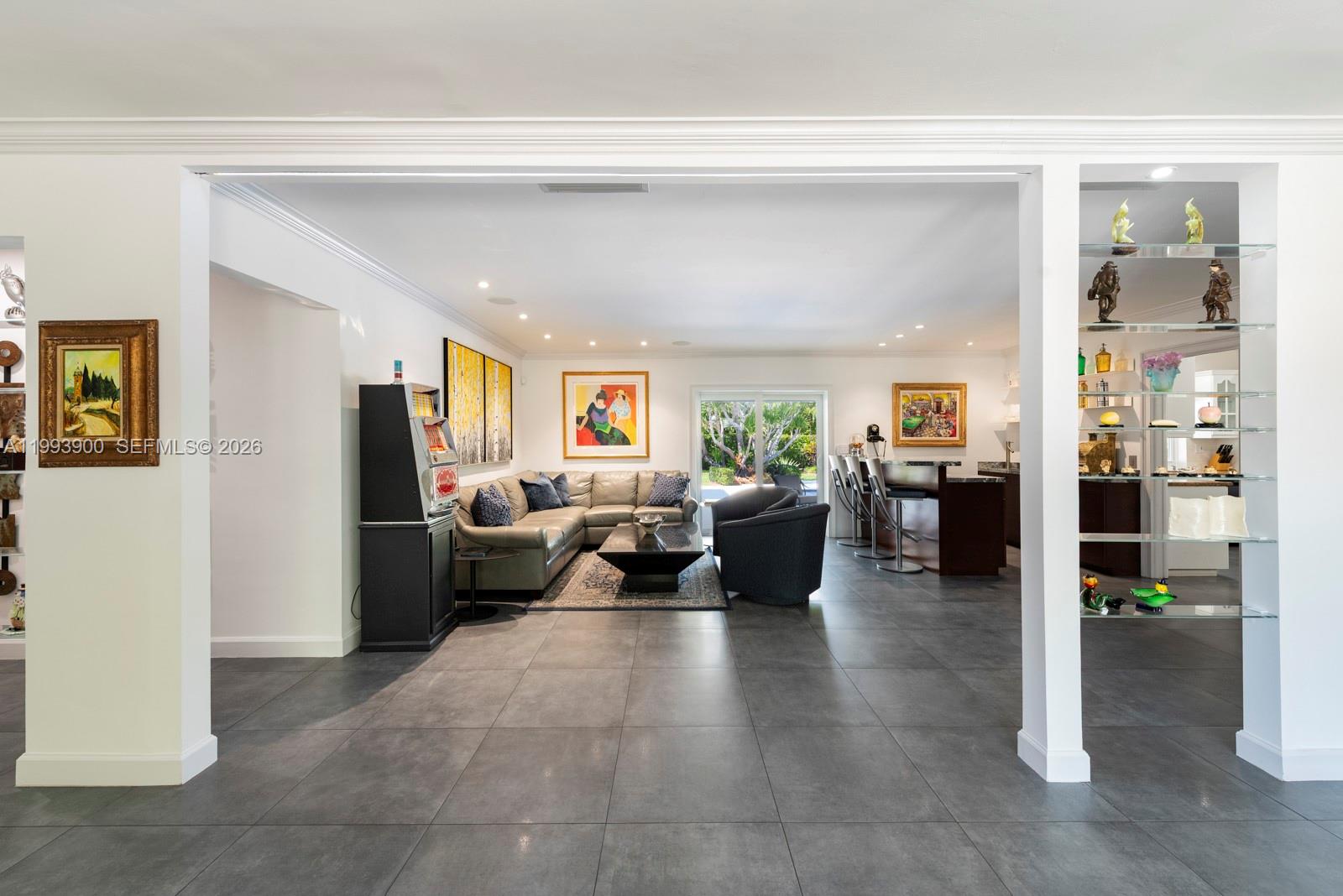 PALMETTO COURT - Residential