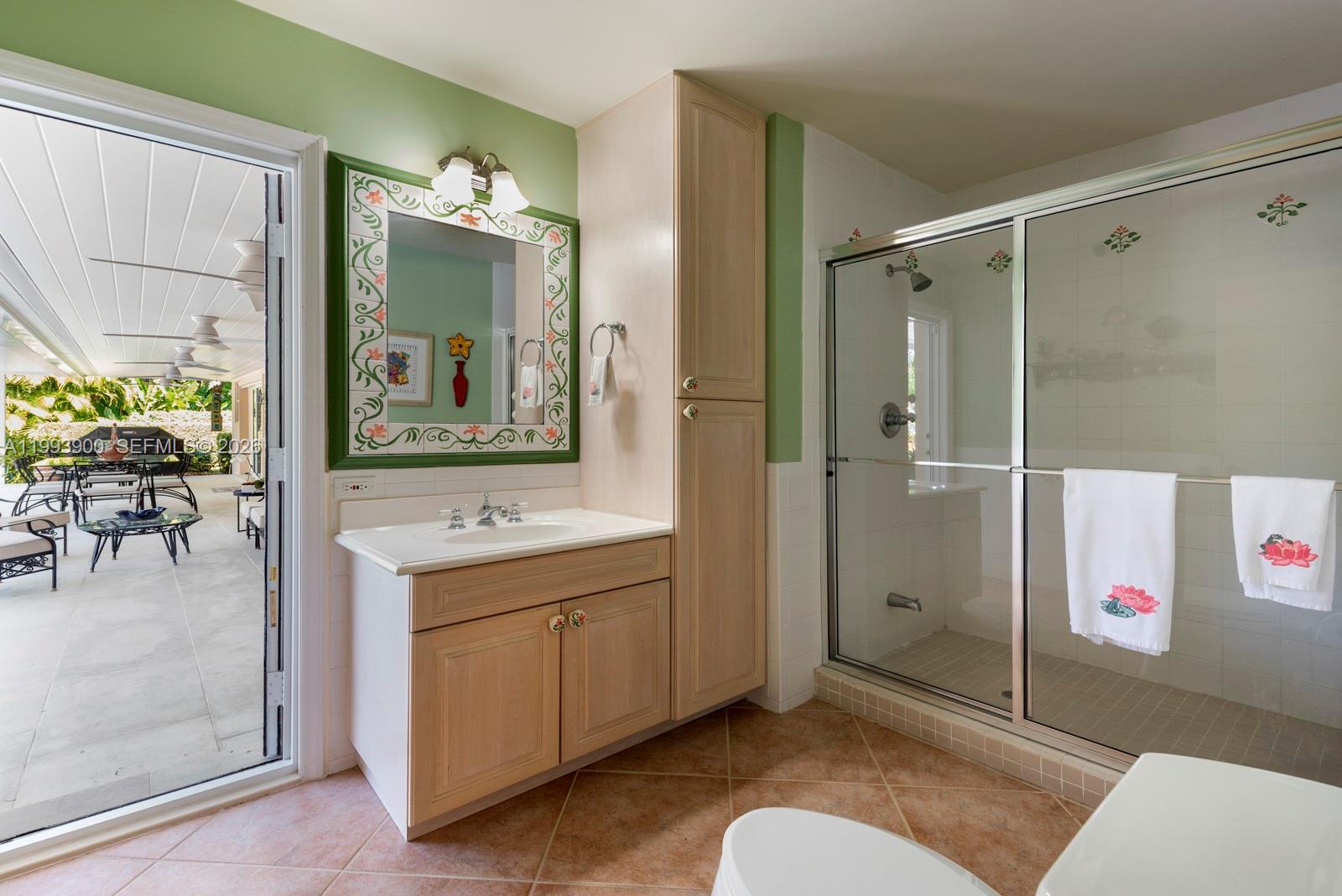 PALMETTO COURT - Residential