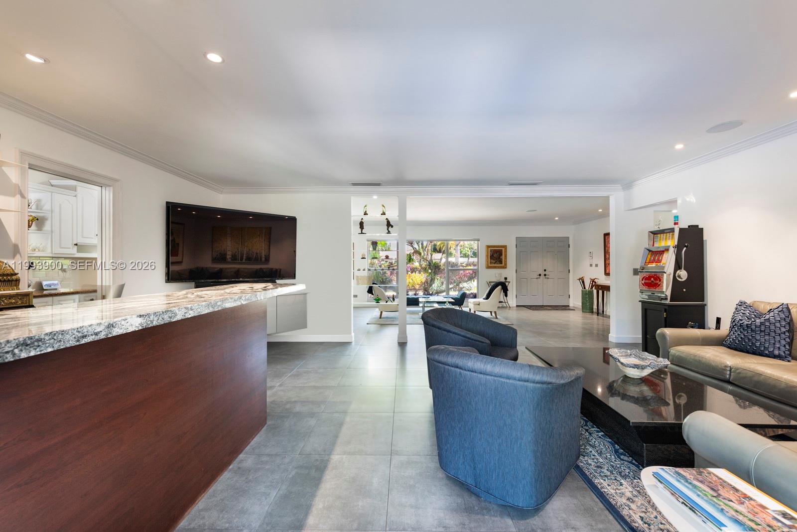 PALMETTO COURT - Residential