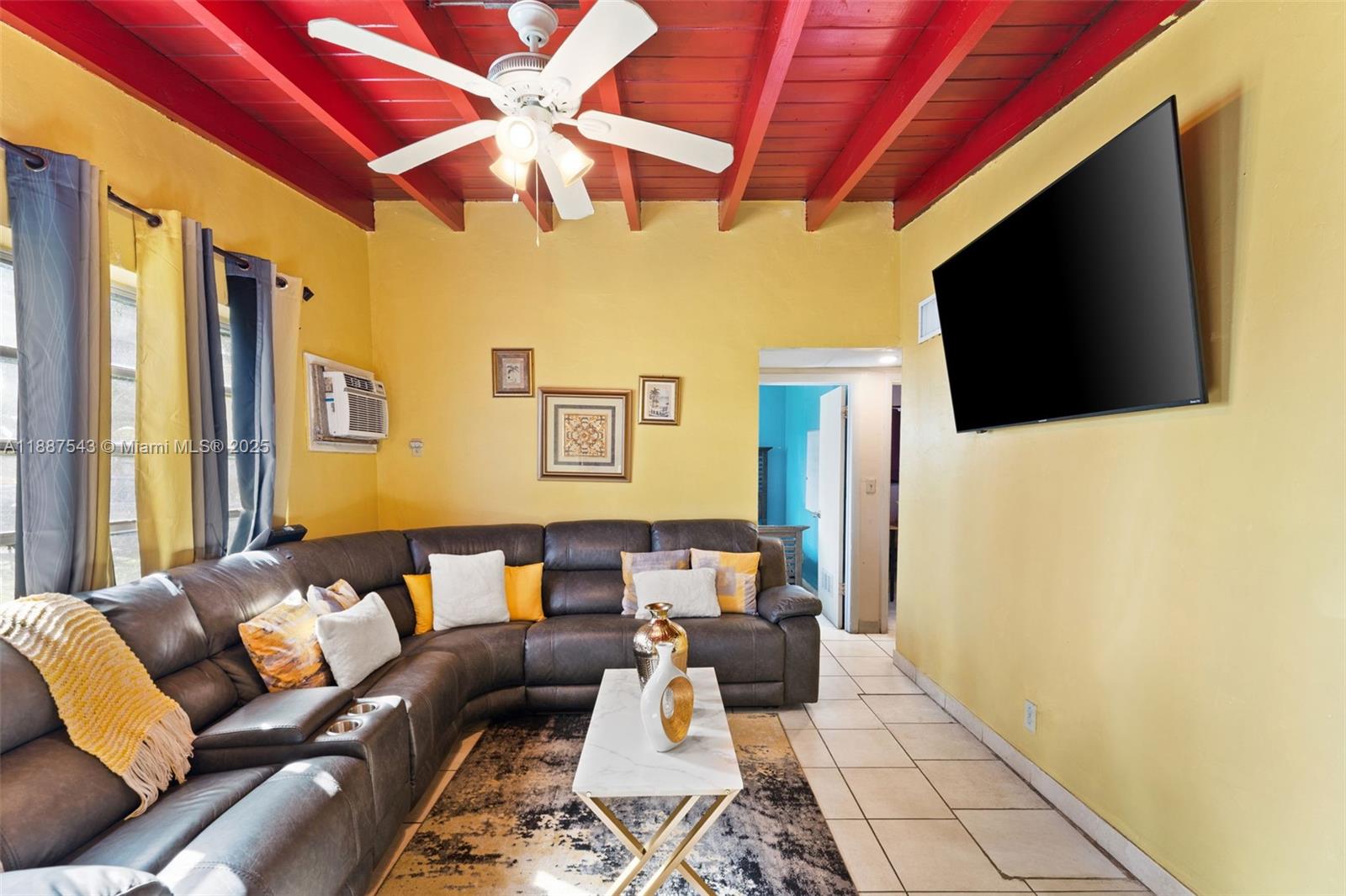 MIAMI GARDENS ESTATES SEC - Residential