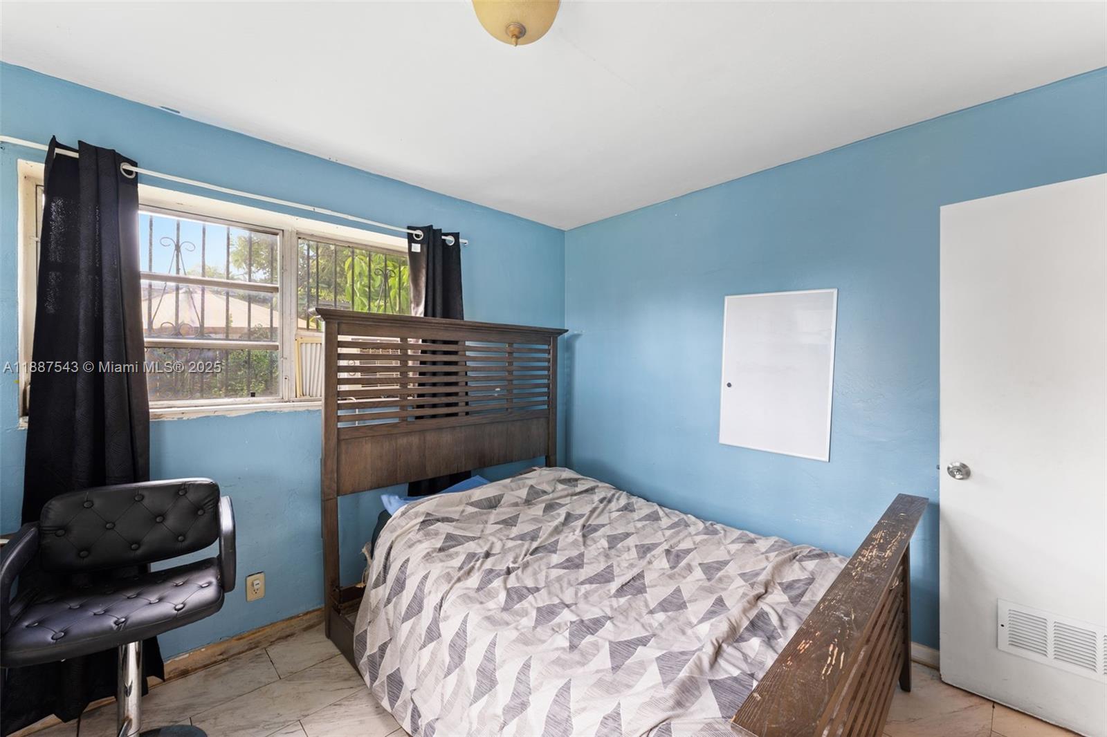 MIAMI GARDENS ESTATES SEC - Residential