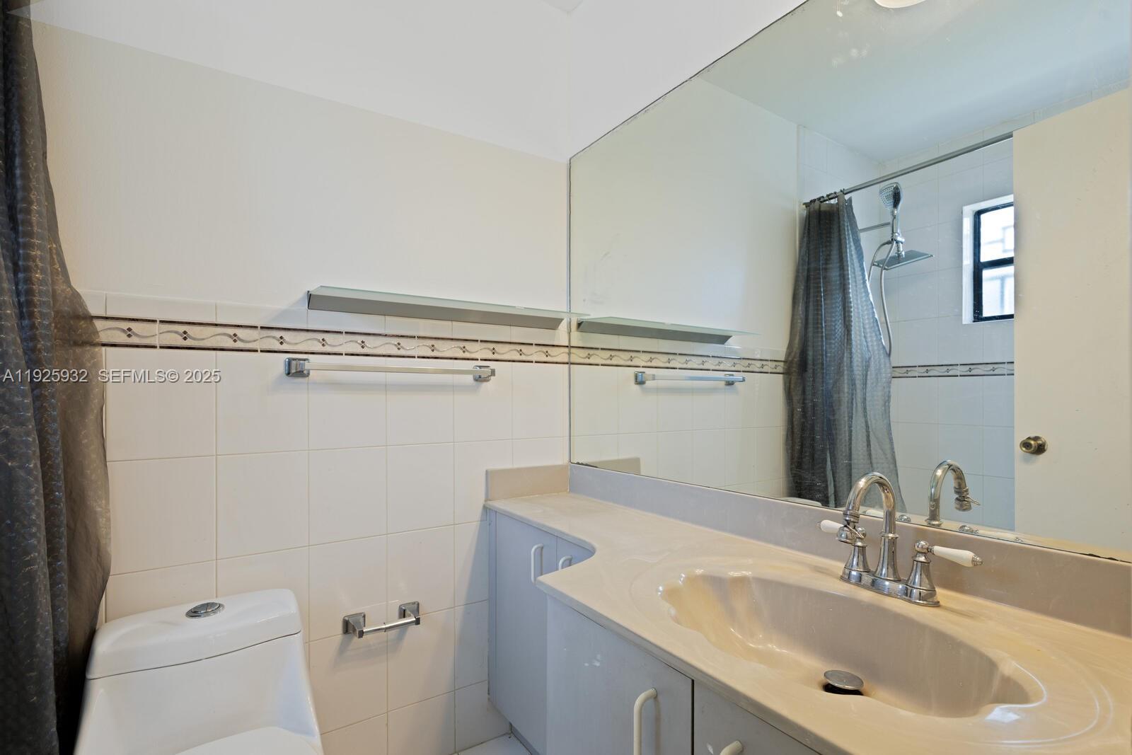 MARIA TERESA SUB - Residential Lease