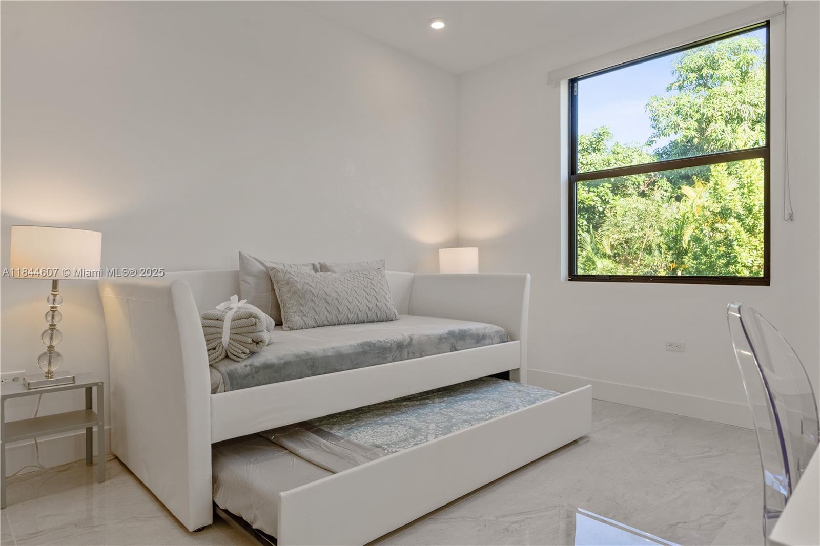 AVALON SUB - Residential Income