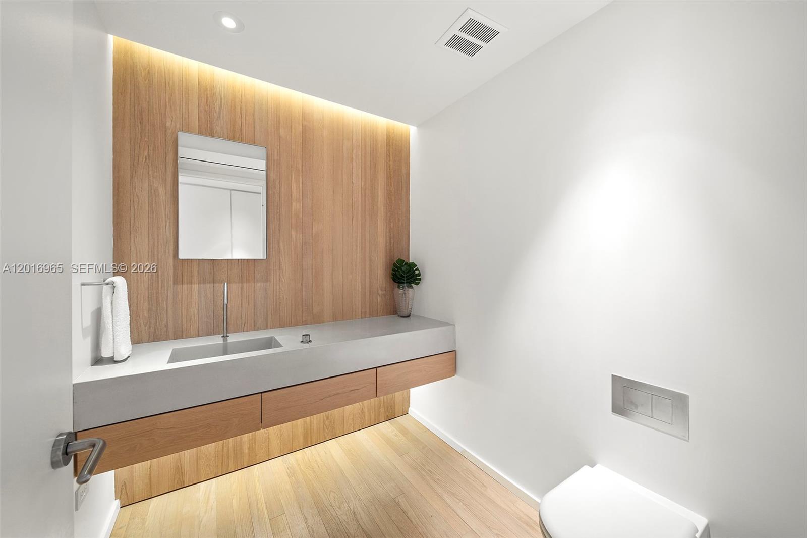 2901 COLLINS CONDO - Residential