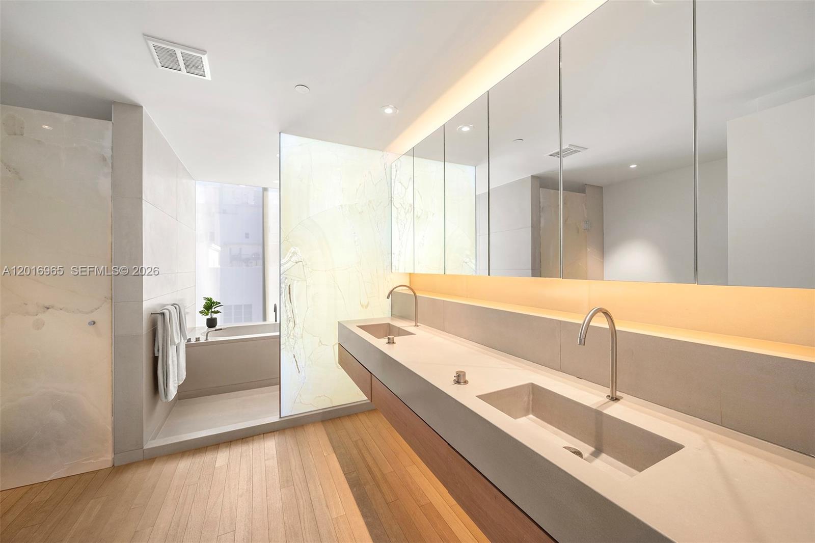 2901 COLLINS CONDO - Residential