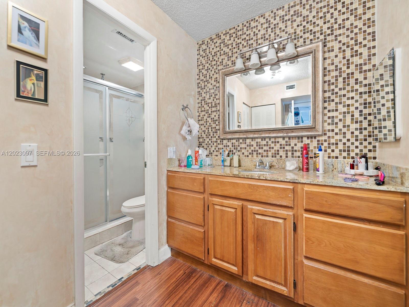 COVE CONDO PHASE I - Residential